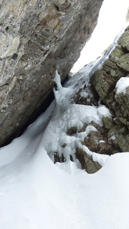LOMBARDUCCIO Couloir de droite LOMBARDUCCIO Couloir de droite