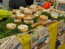 SKI FROMAGE SKI FROMAGE