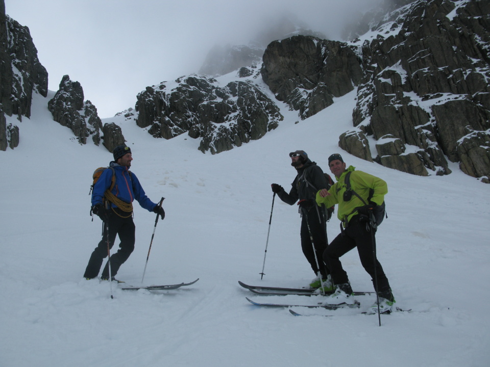 BRECHE DE GORIA BRECHE DE GORIA