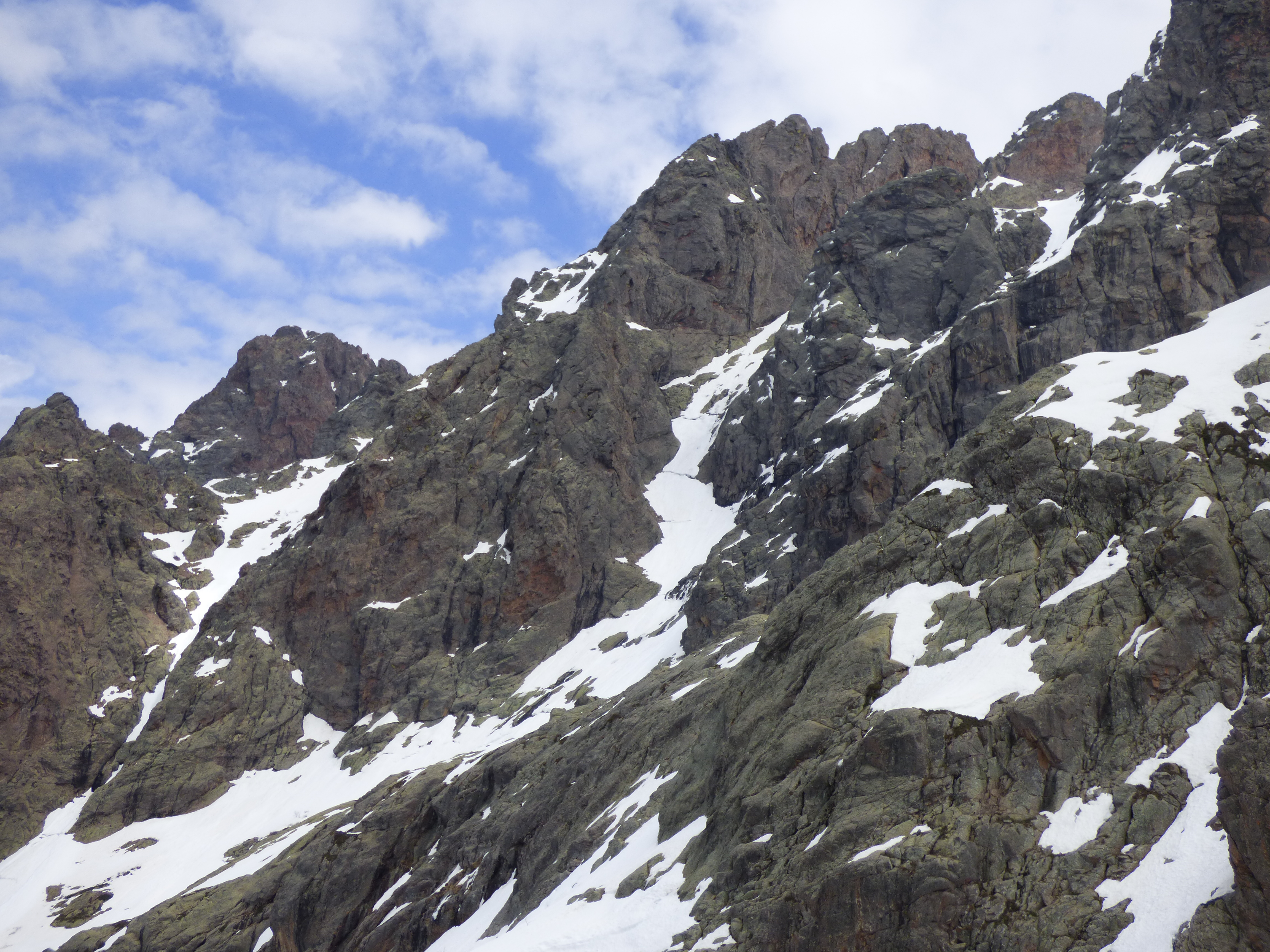 PILIER D'ANGLE PILIER D'ANGLE