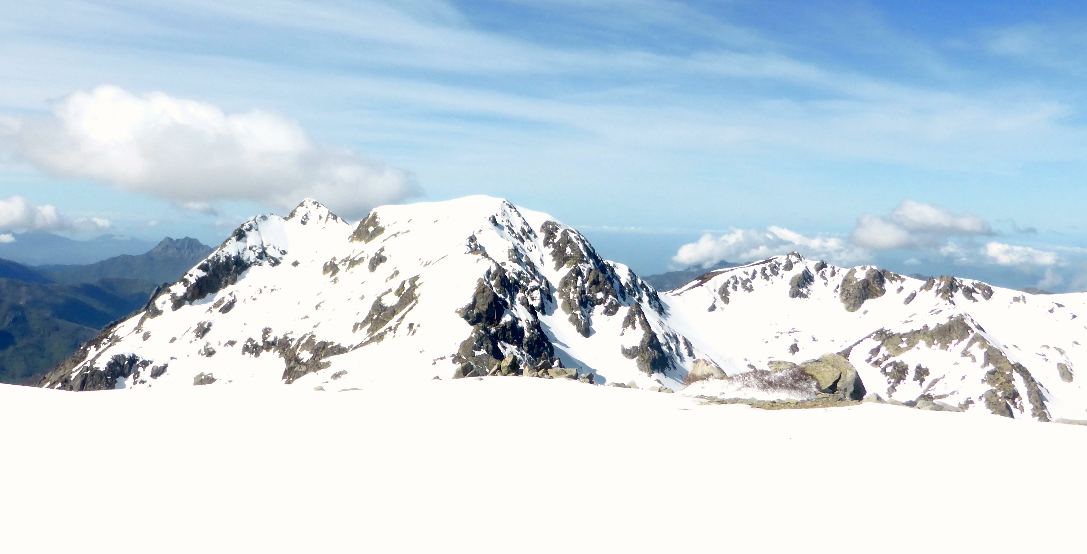 Punta alla Vetta ( Massif du RENOSU ) Punta alla Vetta ( Massif du RENOSU )