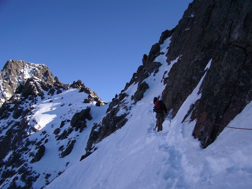 Descente versant Nord, voie Normale. Descente versant Nord, voie Normale.
